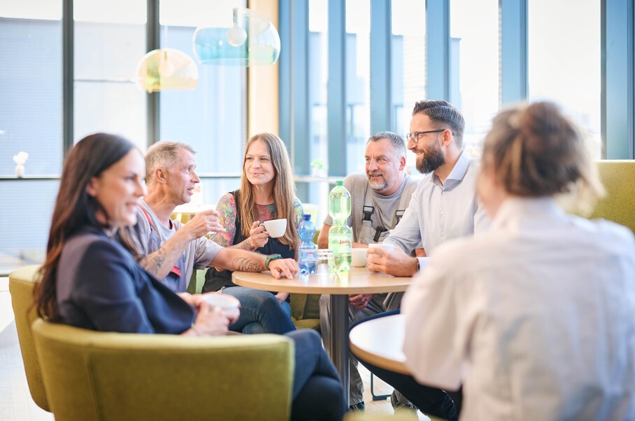 Schwarz Produktion Team